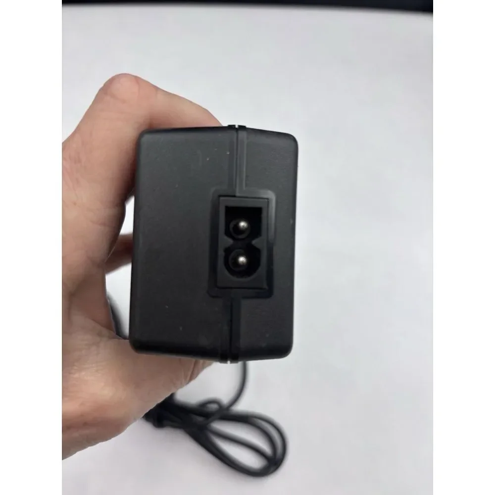 Duracell Power Supply Adapter Charger Output 16 V For A 400 Mma Two Cable (2515)